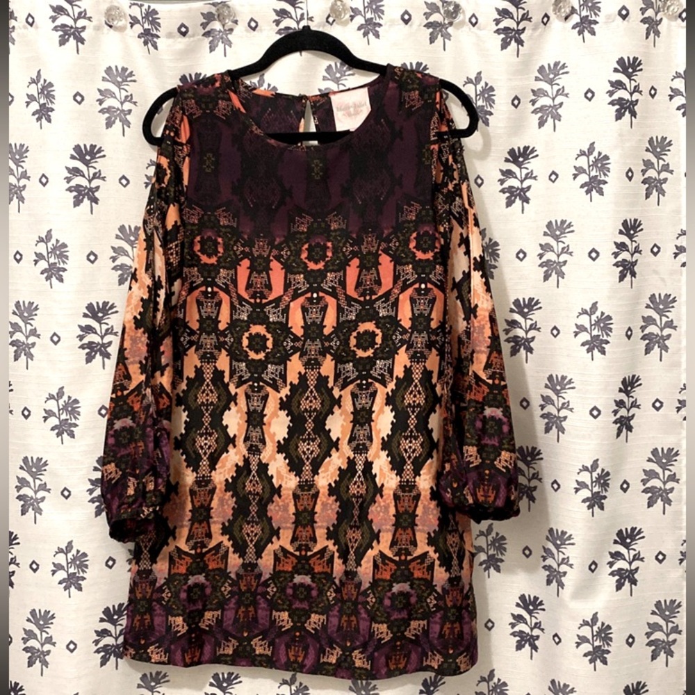 Romeo and Juliet Couture dress size SMALL